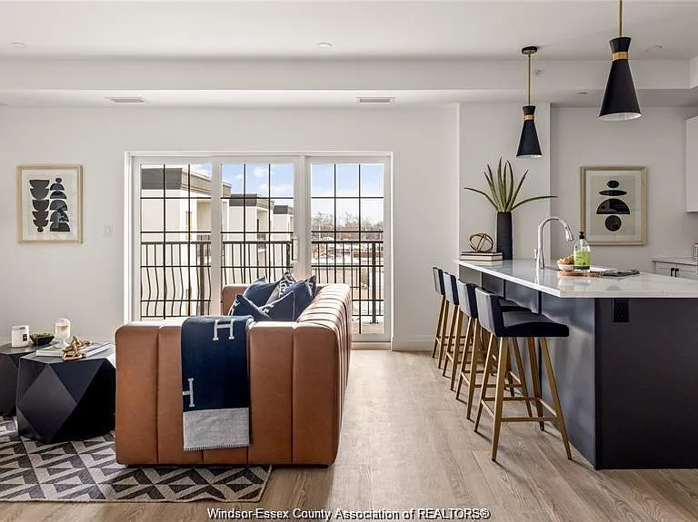 3817 Howard Ave #422 — Photo 7