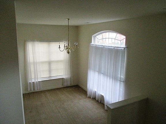 3rd image of 3115 Friars Walk Ln