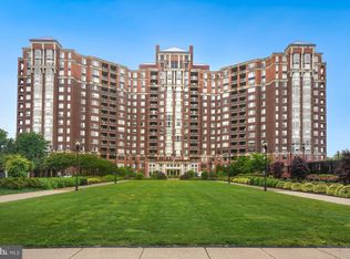 5809 Nicholson Ln APT 1216, North Bethesda, MD 20852