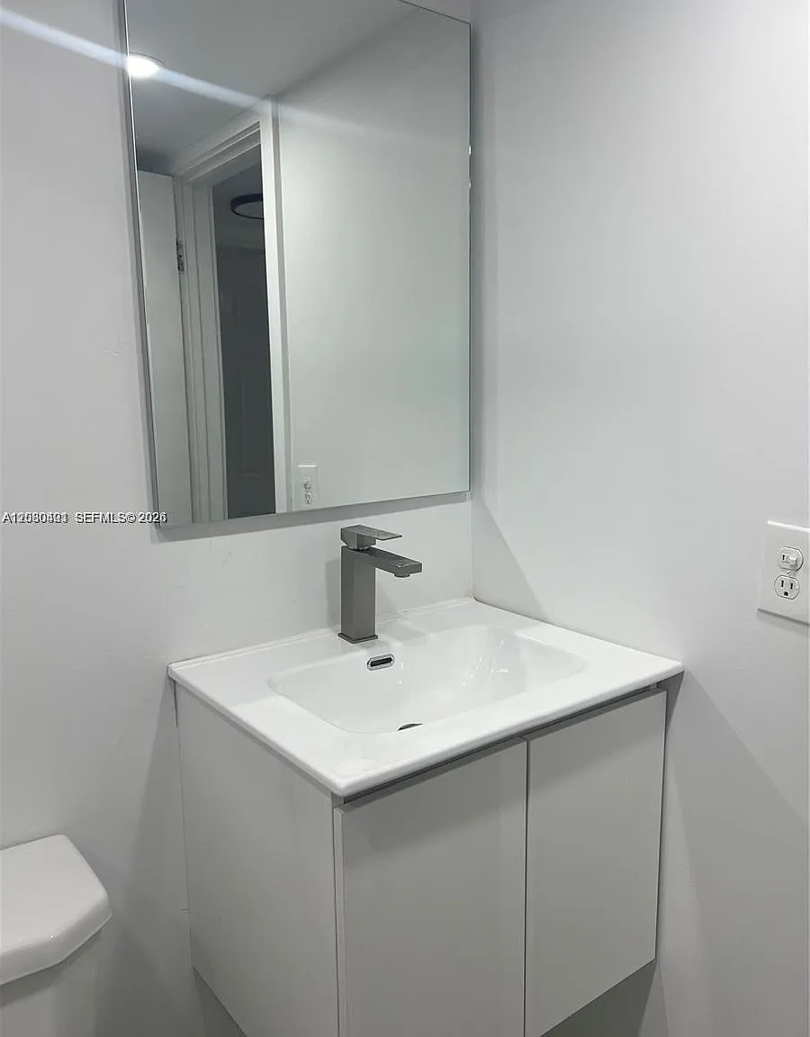 Spanish Oaks Condo — Photo 4