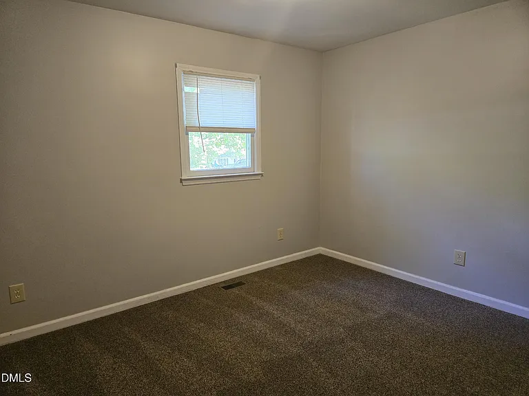207 Meadow Run — Photo 13