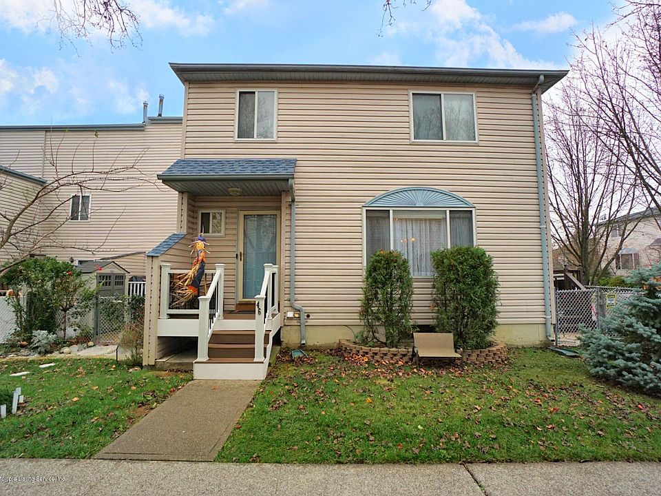 1st image of 46 Forest Ln