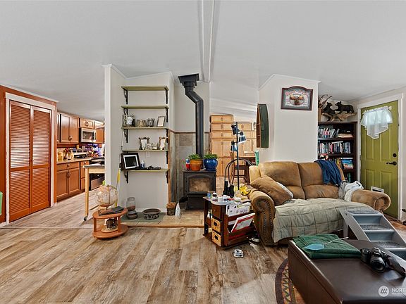 4th image of 9907 435th Street Ct E
