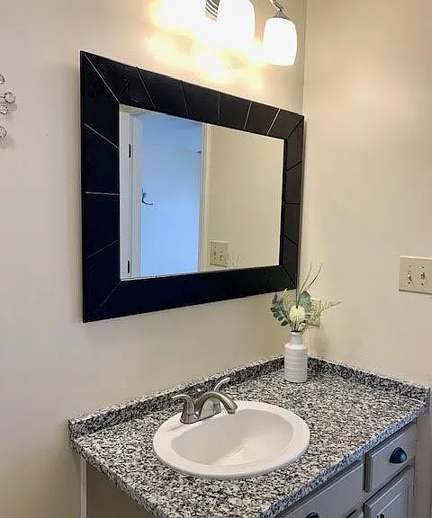 Upstairs bathroom