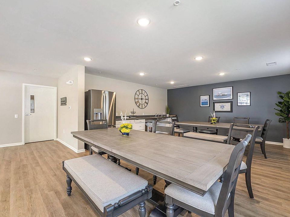 1st image of 1020 Hastings St #404