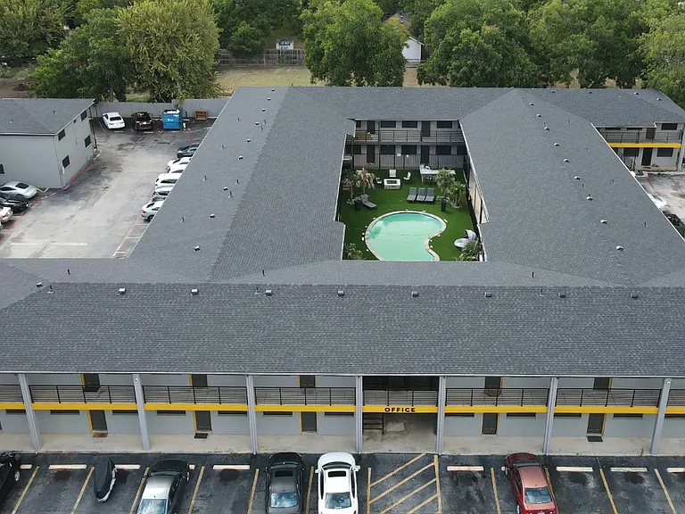 The Dean Apartments — Photo 10