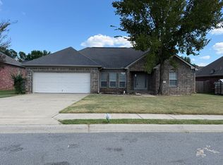2313 Richland Park Dr, Bryant, AR 72022