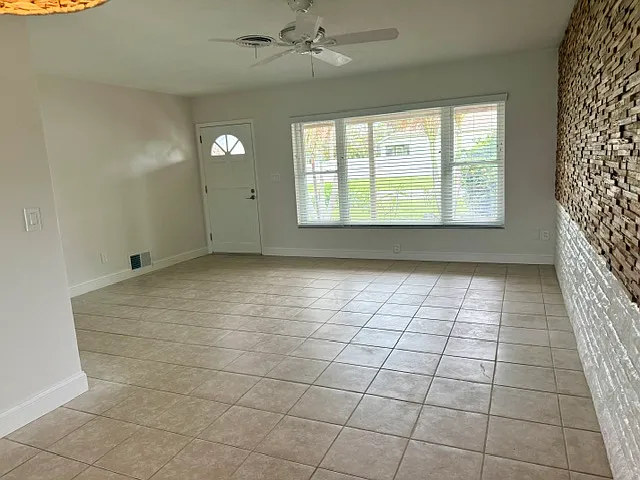 301 S Ramona Ave — Photo 20