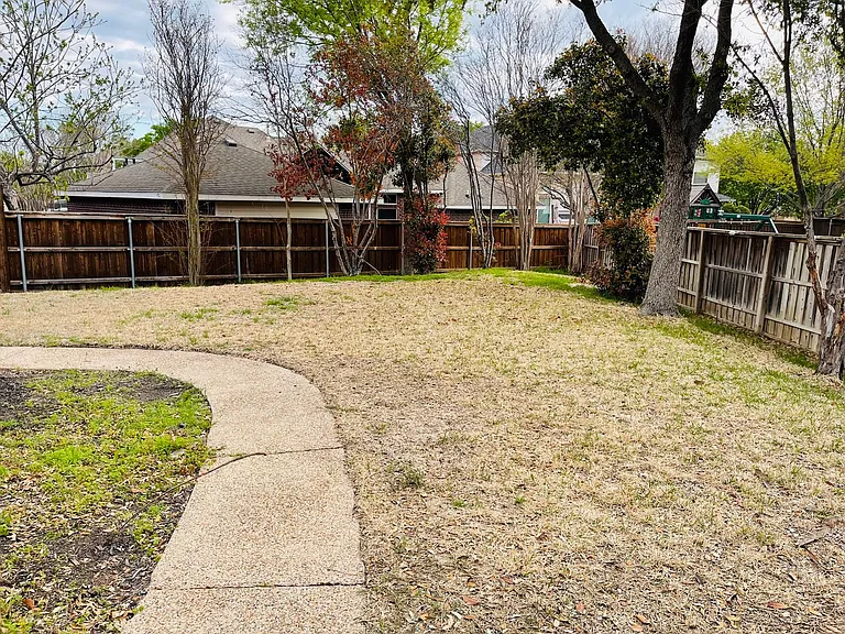 5 Parkway Ct — Photo 57