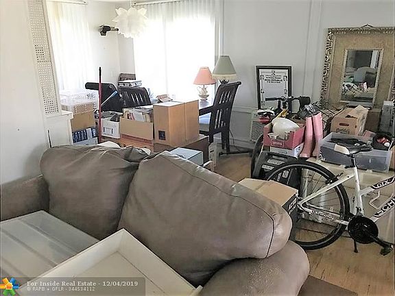 3rd image of 8560 SW 21st St