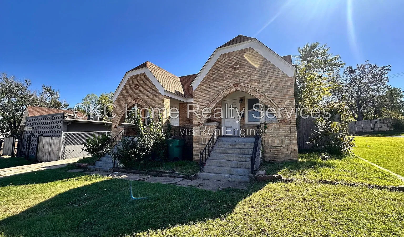 2 bed, 1.0 bath, 1058 sqft, $900 — Photo 3