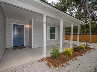 23 Wiggins Rd, Beaufort, SC 29907