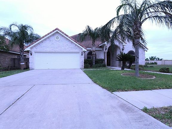 2nd image of 714 Persimmon Ave