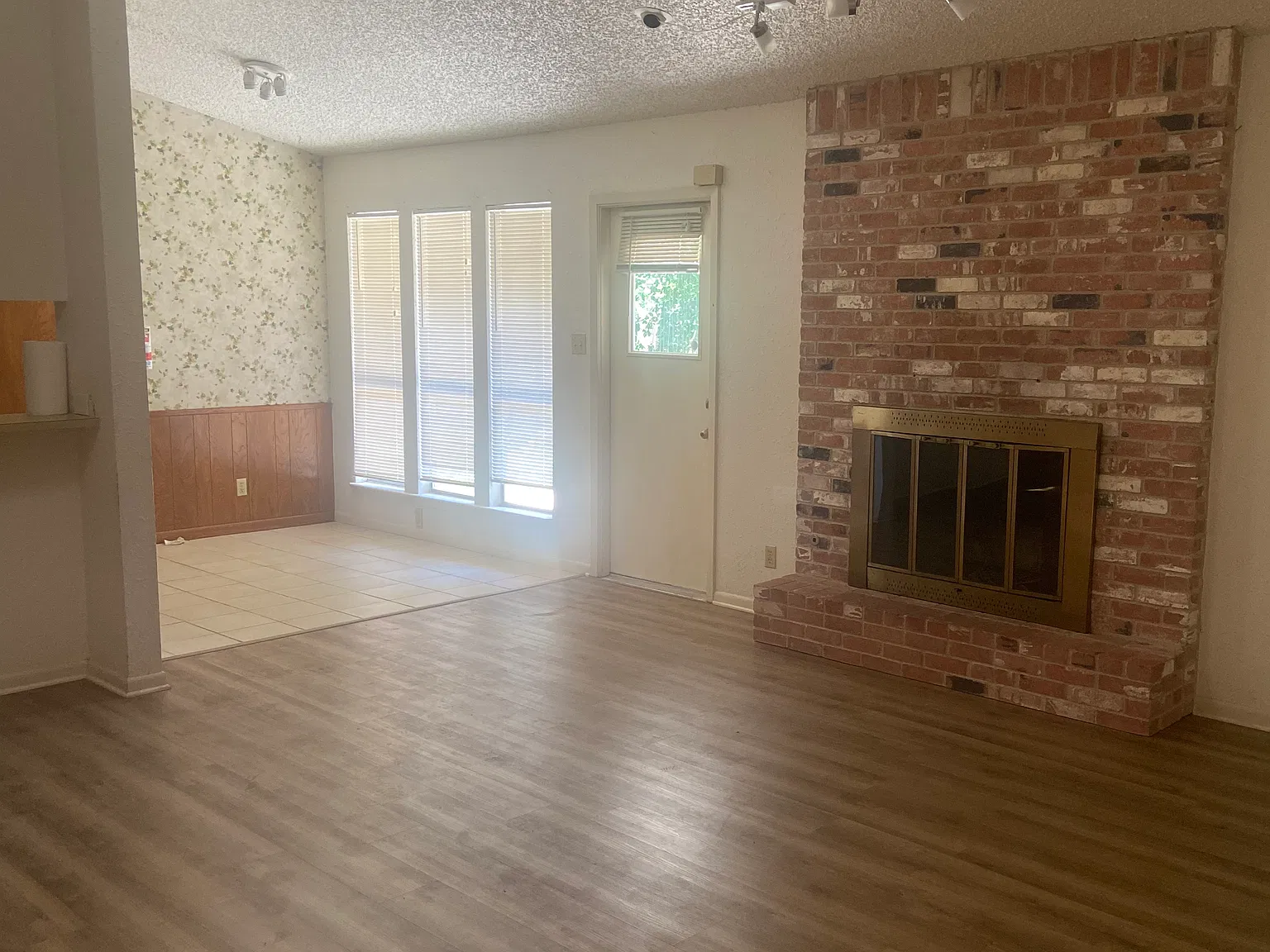 3706 Woodchester Ln — Photo 1