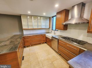 7950 Inverness Ridge Rd, Potomac, MD 20854