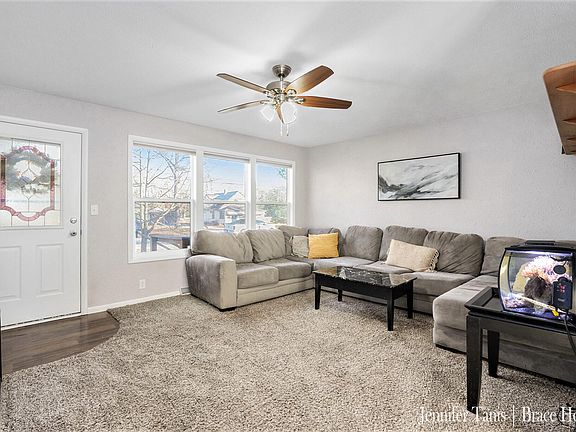 5th image of 1255 S Forest Dr