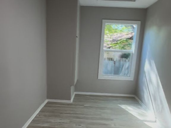 4th image of 6910 Carwill Dr