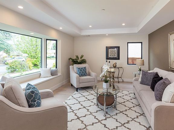 5th image of 1412 Rose Garden Ln