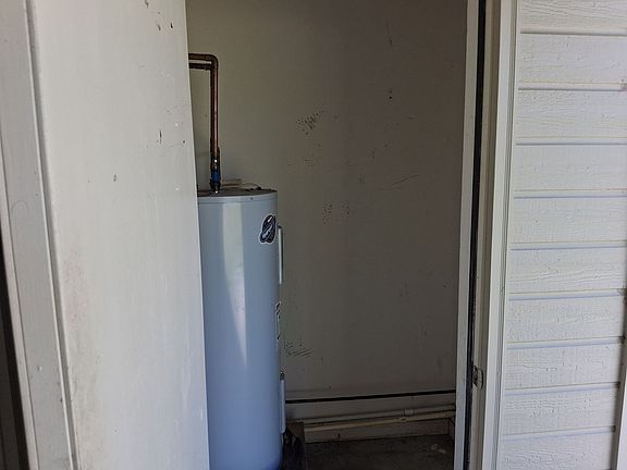 4th image of 6123B Vinnie Dr