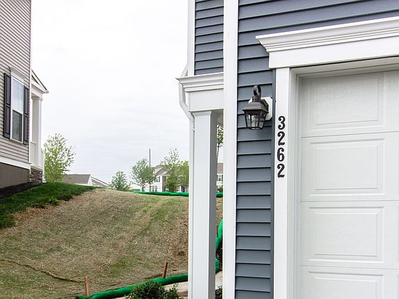 4th image of 3262 Katie Way