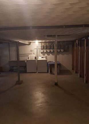 4th image of 8198 Vegas Dr