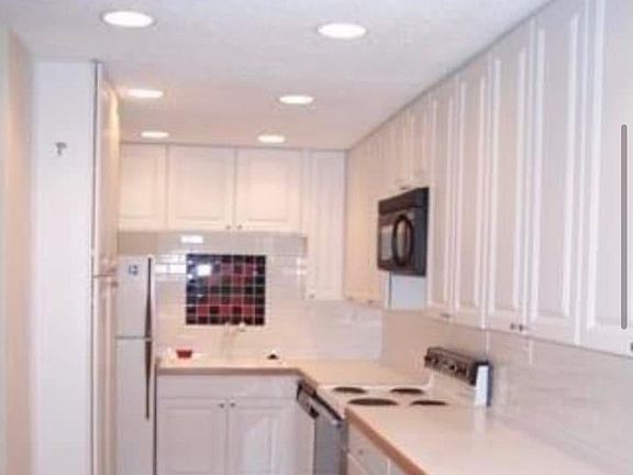 4th image of 3060 Pharr Court North NW #Nw-318-318