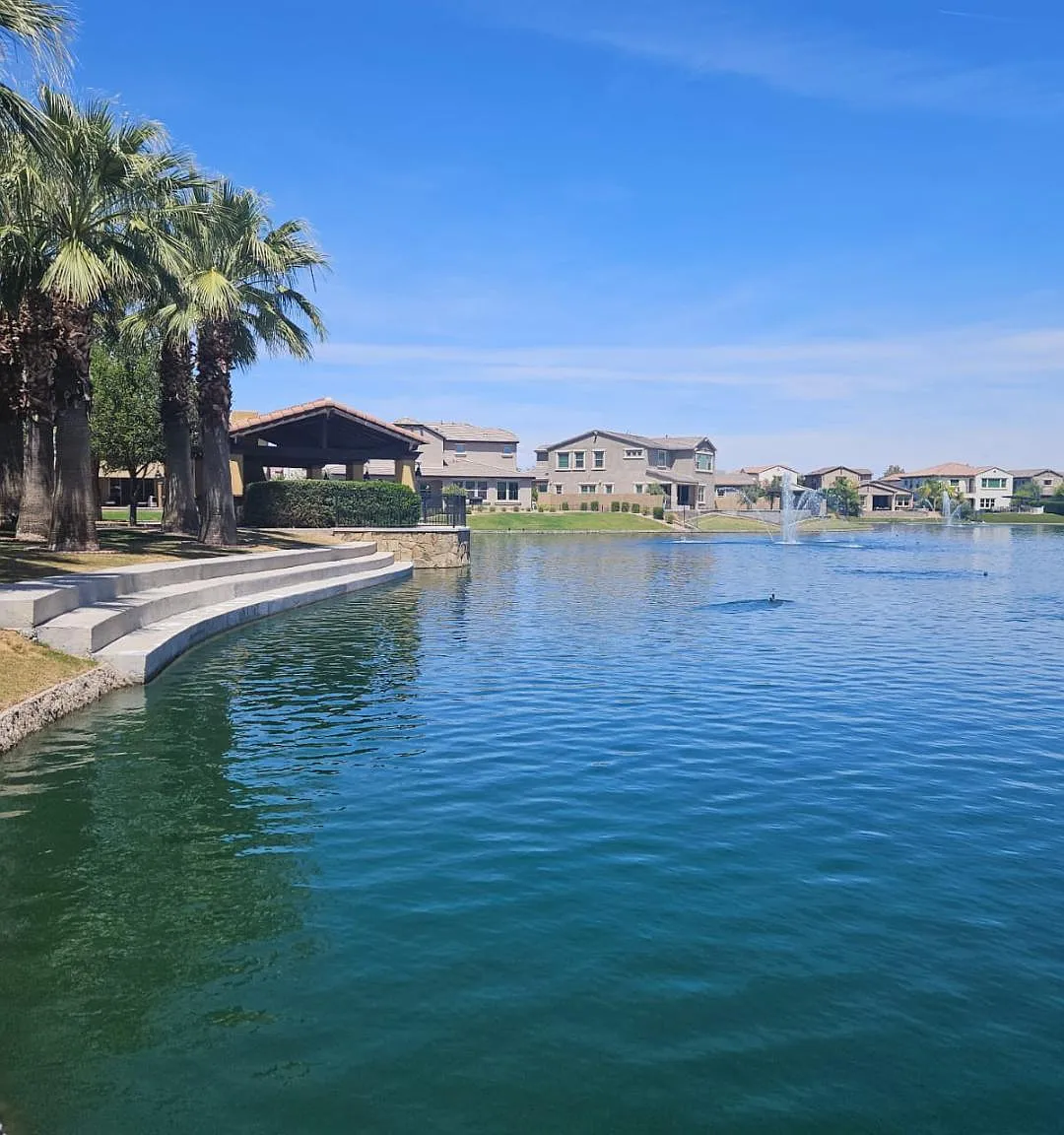 4362 S Gardenia Dr — Photo 1