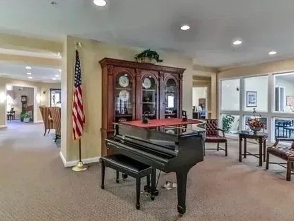 5th image of 801 N McLean Blvd APT 330