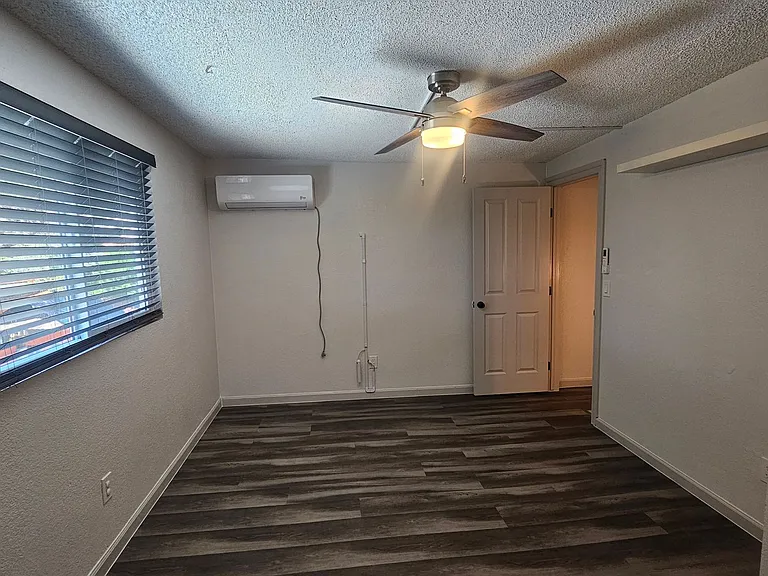 9667 Saint George St — Photo 15