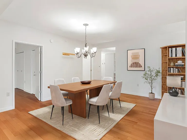 380 Lenox Ave #5A — Photo 4