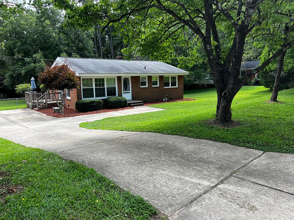 1st image of 610 Wakeland Dr