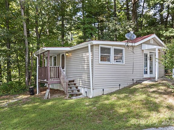 2nd image of 69 Prairie Ln