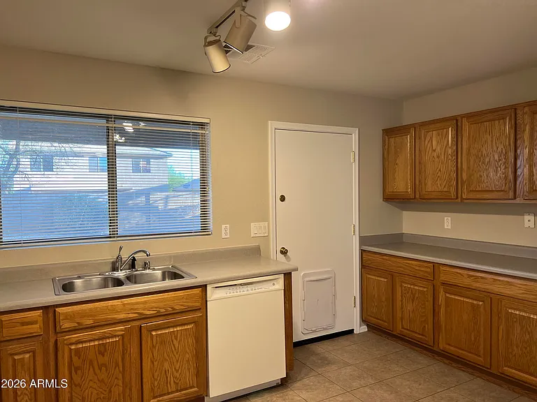 17243 W Durango St — Photo 28