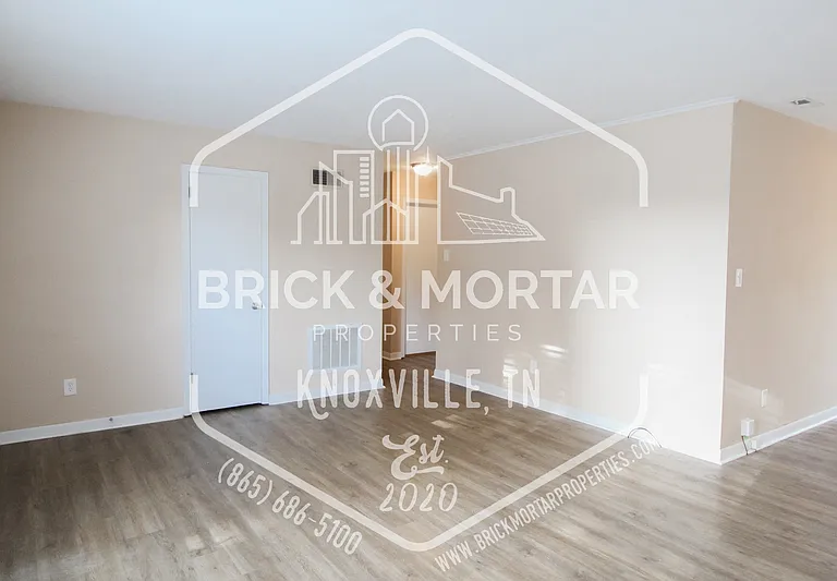 507 S Cedar St — Photo 4