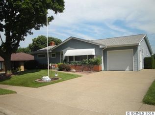 3063 Westmore Dr, Dubuque, IA 52001