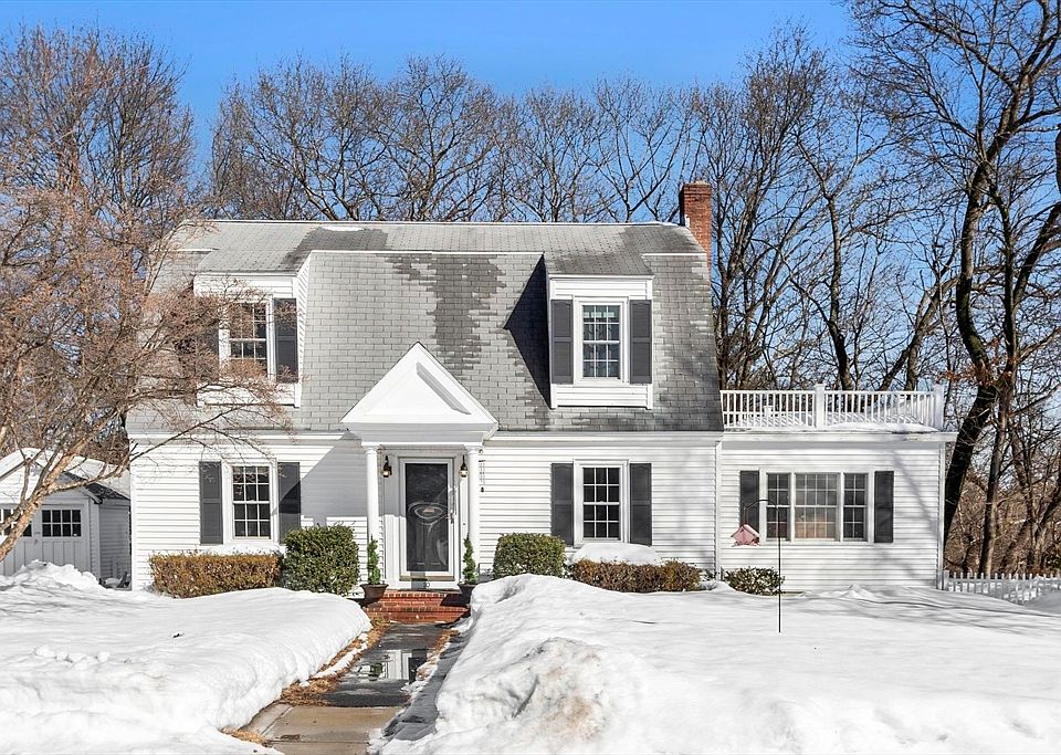 1st image of 10 Dartmouth Rd