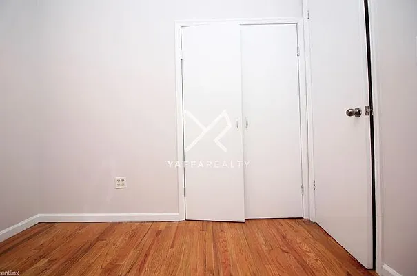 Rented by Yaffa Realty LLC | media 4