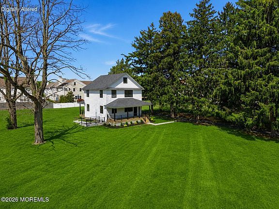 3rd image of 194 Fort Plains Road