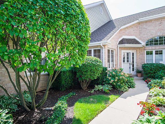 3rd image of 16753 Winterberry Ln
