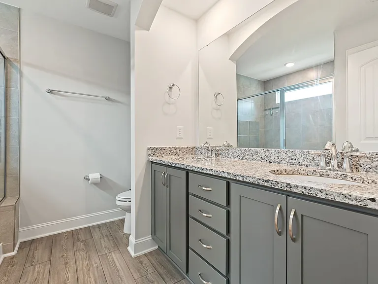 212 Oakchest Ct — Photo 11