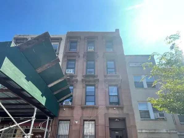 146 Jefferson Ave, Brooklyn, NY 11216