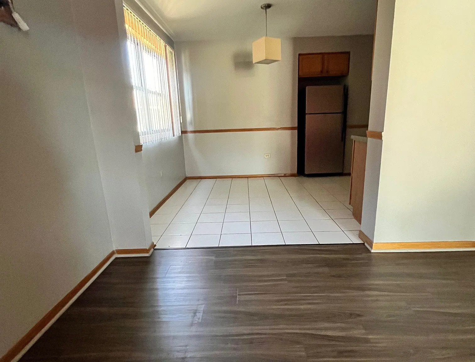 8942 S Roberts Rd — Photo 2