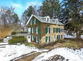 35 Prospect St, West Newbury, MA 01985