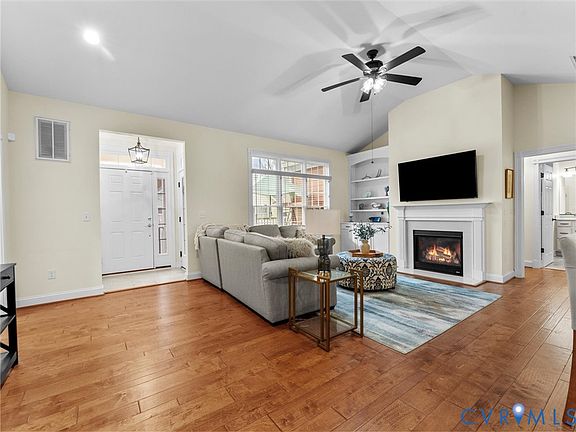 2nd image of 9335 Amberleigh Cir