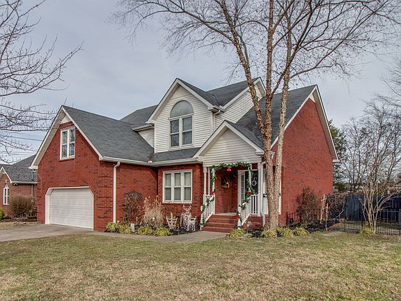 3rd image of 402 Shadowood Dr