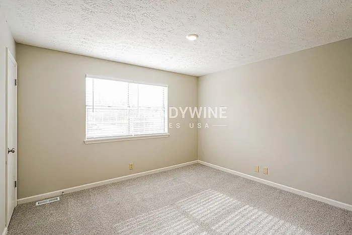 924 Ilawood Dr — Photo 17