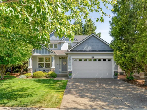 737 Tukwila Dr, Woodburn, OR 97071
