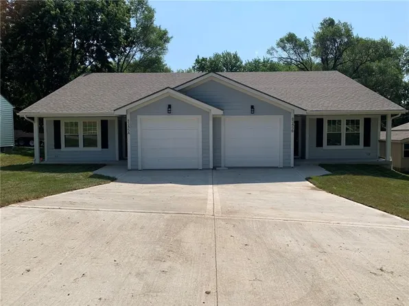 8345 E Wyandotte St, De Soto, KS 66018