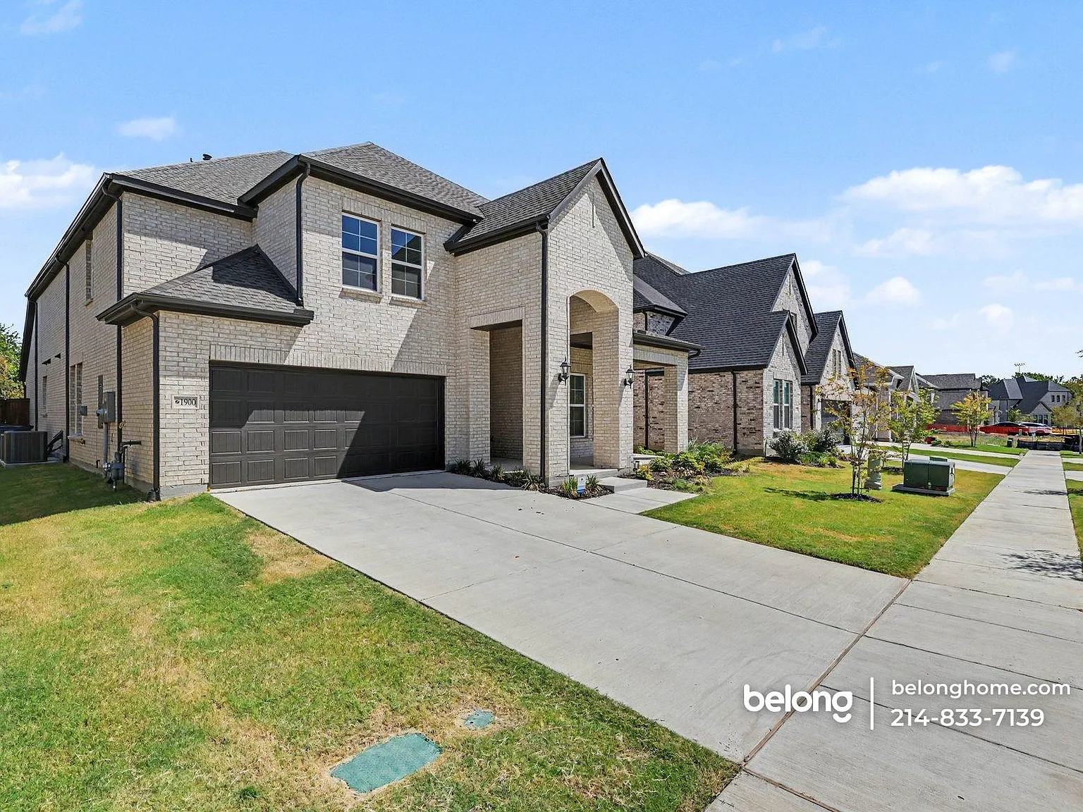 4 bed, 4.5 bath, 3417 sqft, $3,495 — Photo 3