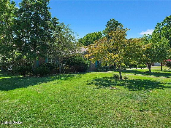 2nd image of 413 Whiteheath Ln